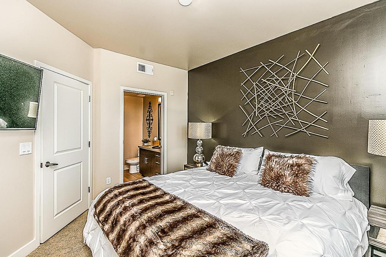 Вилла Shopping & Dining 1 Mile - 24 Hour Pool With Parking - 4036 Феникс Экстерьер фото